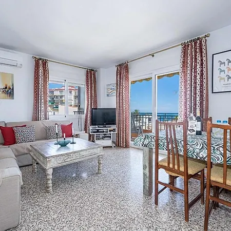 아파트 Albaida Ii 2b - South-facing, Sea Views, 150m From 네르하