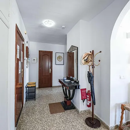 아파트 Albaida Ii 2b - South-facing, Sea Views, 150m From